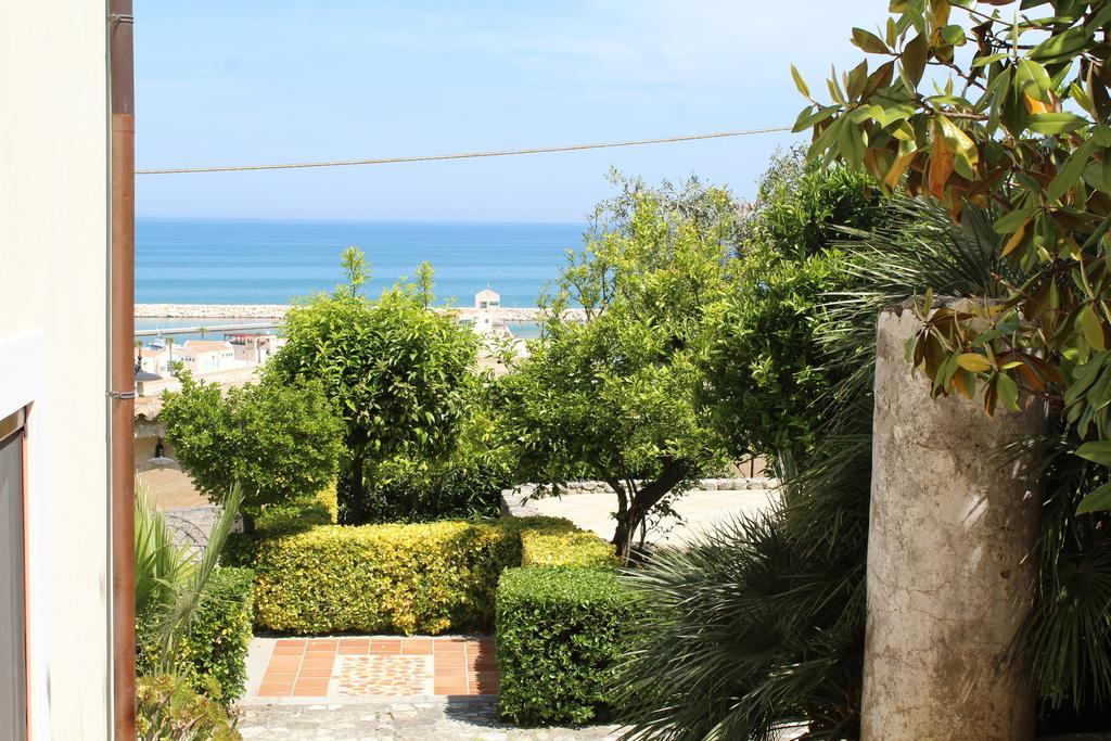 Albergo Villa Vittoria Rodi Garganico Extérieur photo